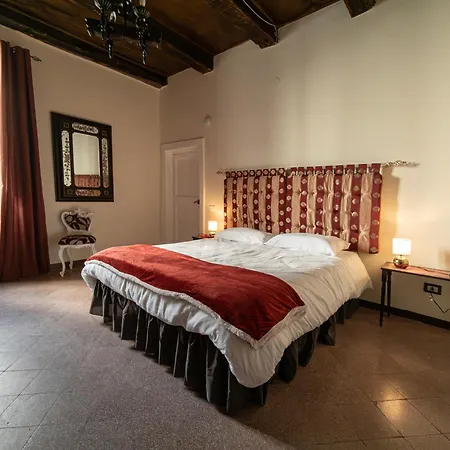 Menhir Rooms-3